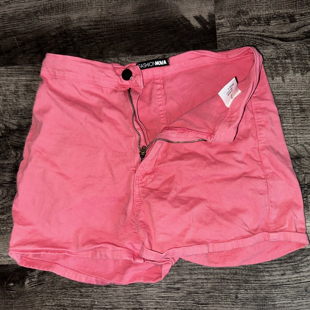 Fashion Nova Pink Women's Shorts